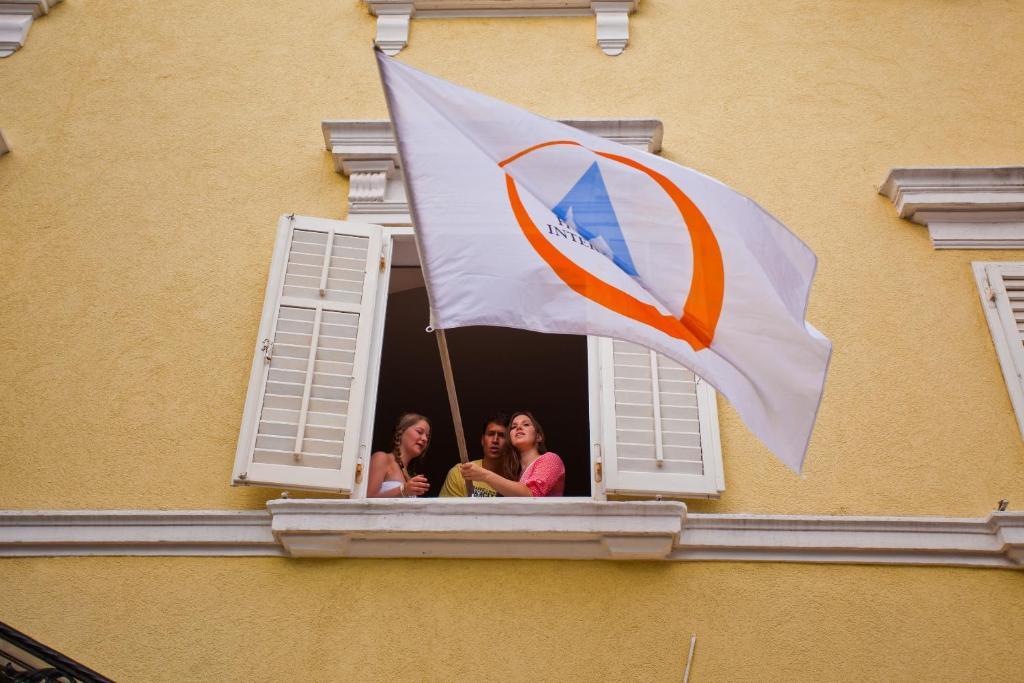 Hi Hostel Rijeka Exterior photo